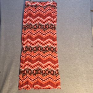 BOBBIE BROOKS Aztec Design with 14” Side/Back Split Easy Care Stretch Maxi Skirt